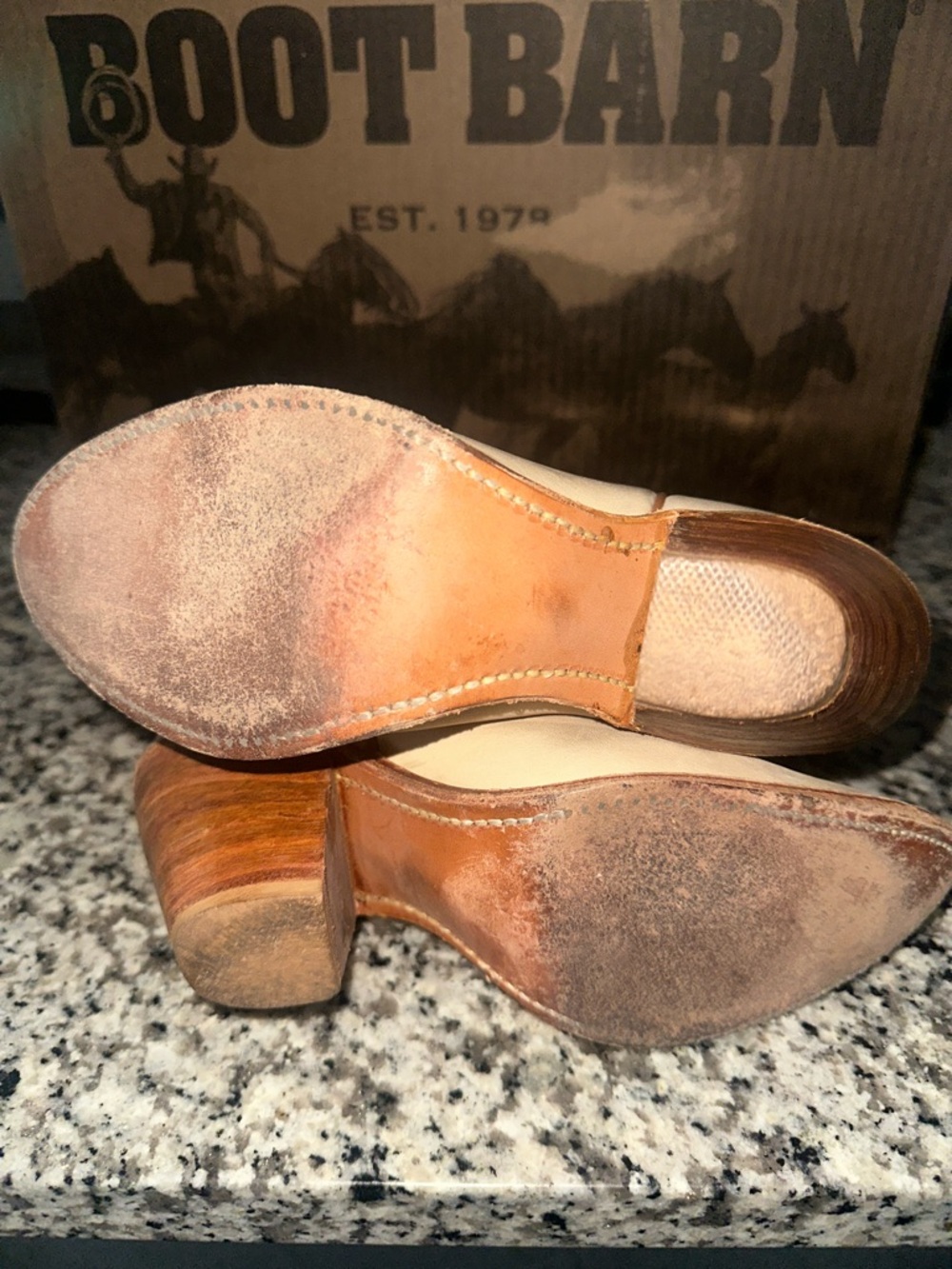 MISS CAPEZIO Tulip Cream Cowboy Boots Vintage SZ 6.5 M USA Made Rainbow Stitched - Picture 10 of 16